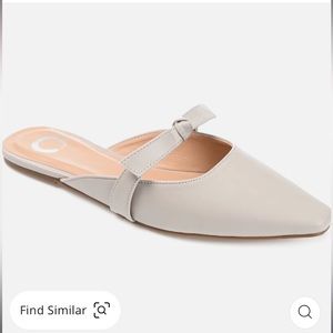 NWOT Journee Collection Missie Mule - US 7 / Grey